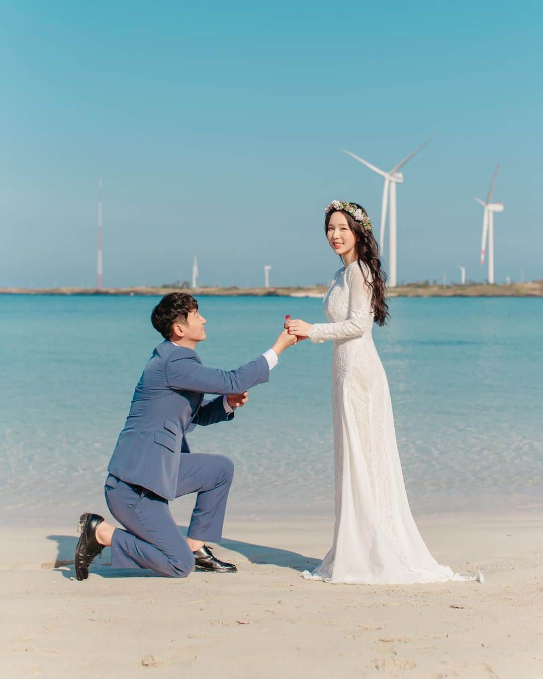 에테르 etherのインスタグラム：「• 요런 컨셉 넘 조아요! 사랑스런 우리 나나렐라 겅듀님🥰 ⠀ #에테르의바다 with #설레다메이크업 @seolleda ⠀ ⠀」