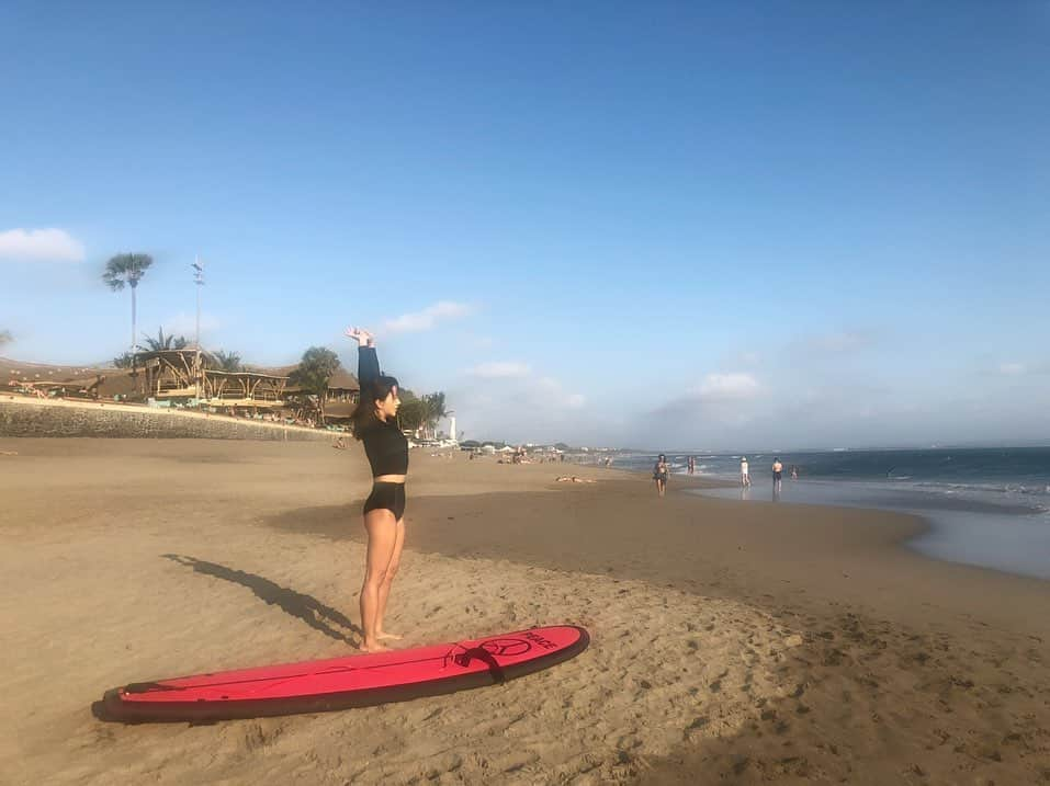 オム・ジョンファさんのインスタグラム写真 - (オム・ジョンファInstagram)「#today#fun#surfing #spongebord#finnsvipbeachclub」9月10日 0時04分 - umaizing