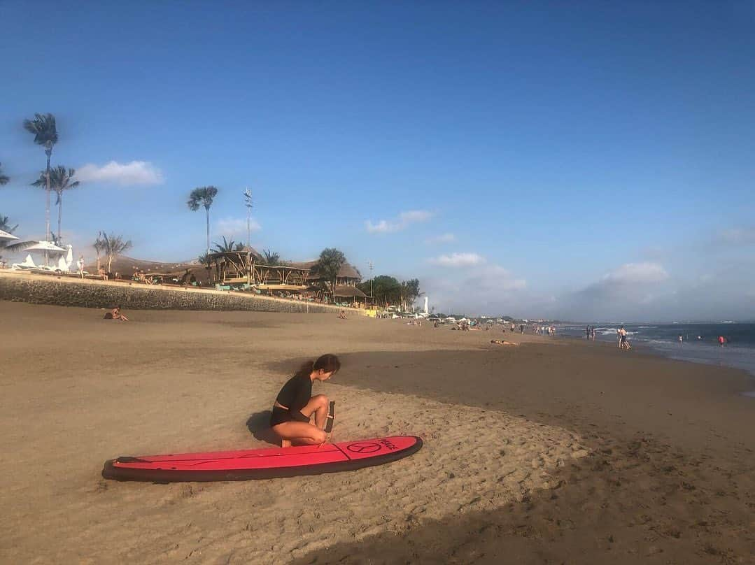 オム・ジョンファさんのインスタグラム写真 - (オム・ジョンファInstagram)「#today#fun#surfing #spongebord#finnsvipbeachclub」9月10日 0時04分 - umaizing