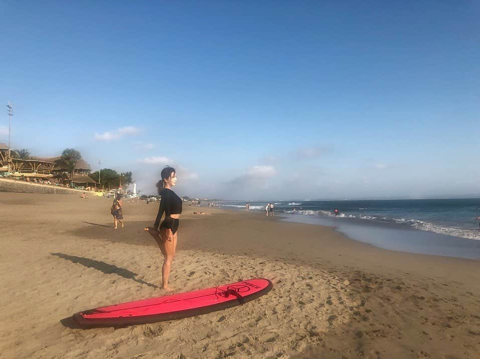 オム・ジョンファさんのインスタグラム写真 - (オム・ジョンファInstagram)「#today#fun#surfing #spongebord#finnsvipbeachclub」9月10日 0時04分 - umaizing