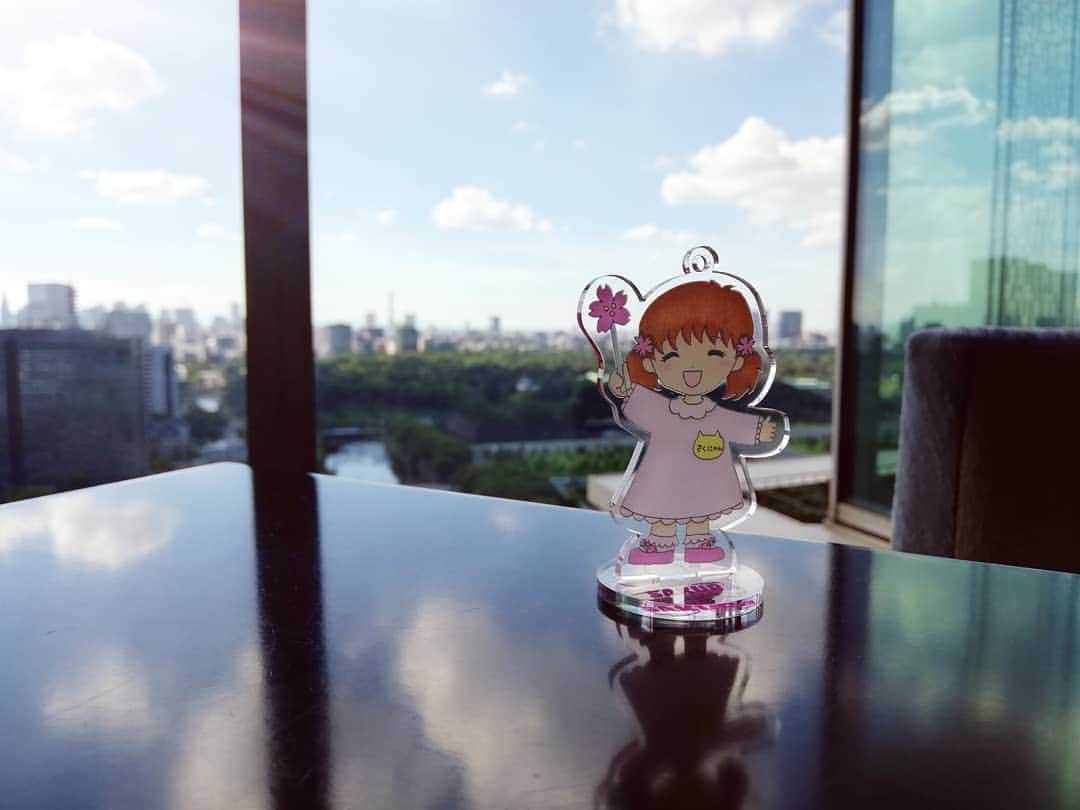 野川さくらさんのインスタグラム写真 - (野川さくらInstagram)「2019.9 #チョコレートたいむのご飯会☆ #すっっっごくステキなお店でランチしました♡ #贅沢な時間。。。 #たのち＆チャーリーと #いつもお世話になりますm(_ _)m #デザートはやっぱり。。。 #チョコレート♡♡ #チョコレート5つの食感で #ガナッシュ！！（笑） #とっても美味しかったです♪ #来年も楽しいことできるといいな☆ #声優 #さくらClub #にゃんスタグラム #野川さくら #さくにゃん #野川さくらのチョコレートたいむ #野川さくらのチョコレートたいむ第30回目」9月10日 0時49分 - sakura_nogawa