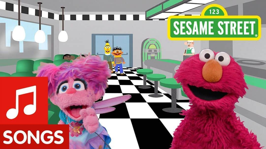 セサミストリートさんのインスタグラム写真 - (セサミストリートInstagram)「Elmo and Abby Cadabby are playing I Spy! Play along and help them spot all of the red items in this new YouTube video! Click the link in our bio. #HappyHealthyMonsters」9月10日 1時16分 - sesamestreet