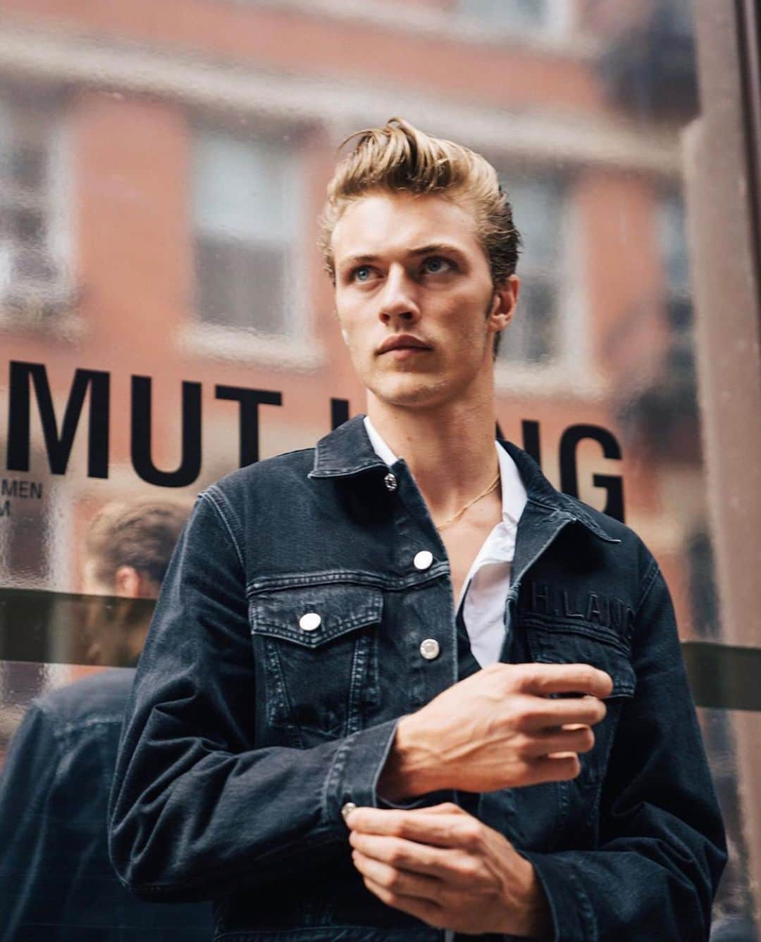 ラッキー・ブルー・スミスさんのインスタグラム写真 - (ラッキー・ブルー・スミスInstagram)「@helmutlang show nyc」9月10日 13時51分 - luckybsmith