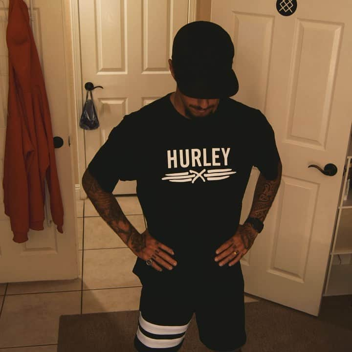 hurleyのインスタグラム