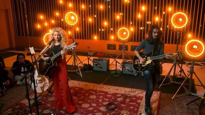 トーライ・ケリーのインスタグラム：「coming soon… #InspiredByTrueEvents: live at capitol studios✨」