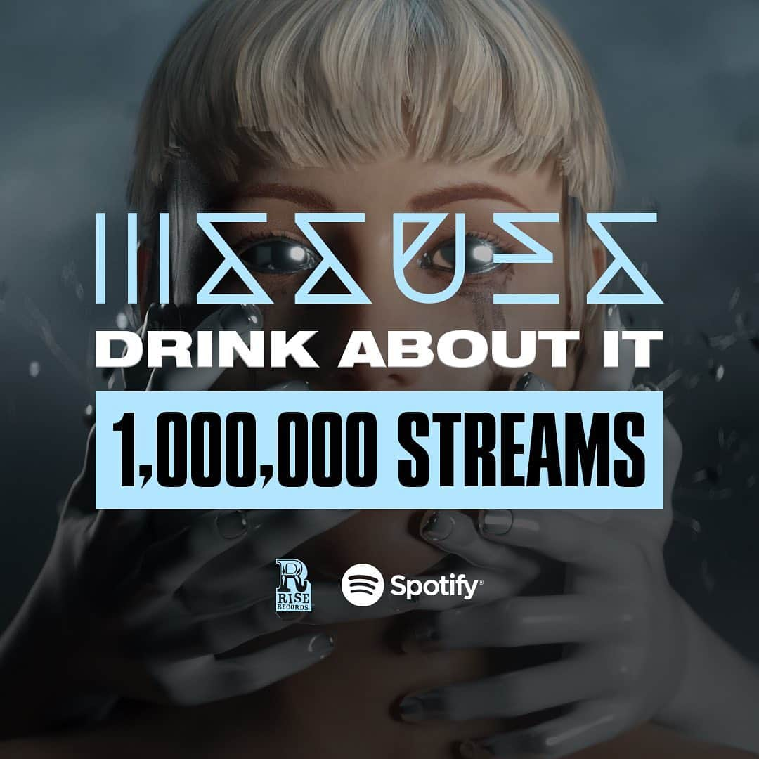 Headspaceのインスタグラム：「DRINK ABOUT IT HIT A MILLI ON @spotify!!! Y’all know we’re coming out with a new album, AND touring on it, this fall?  This shit slaps live. Get ur tix and preorder Beautiful Oblivion @ issuesrock.us! Link in bio」