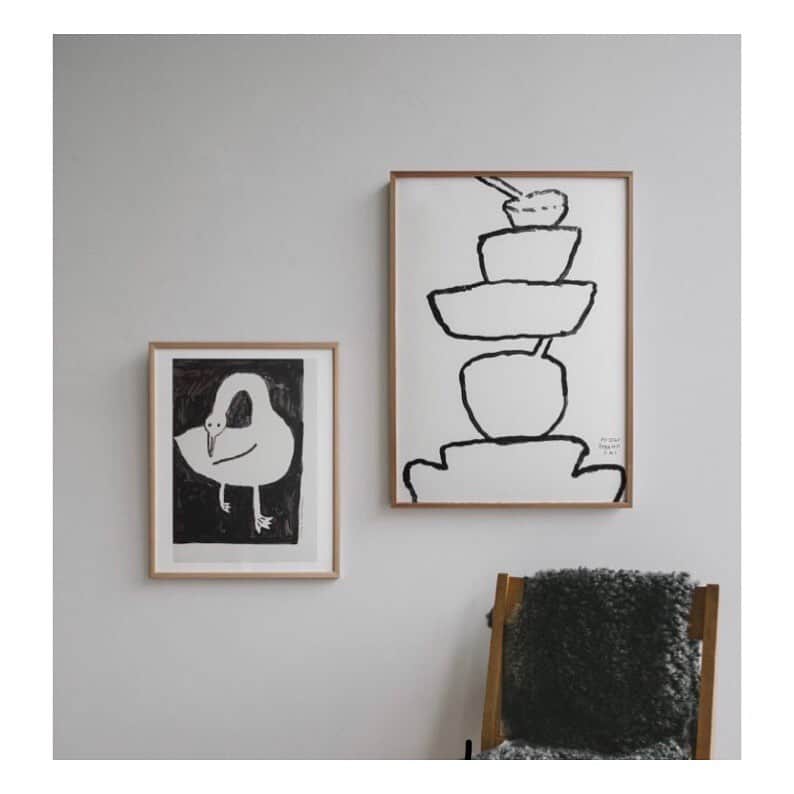Mogu Takahashiのインスタグラム：「My new posters “Swan” and “On The Sofa” were released from @finelittledaystore ! Originals were painted and exhibited in my exhibition  @lamingtondrive in Melbourne this spring 🐨🇦🇺🇸🇪 #mogutakahashi #finelittleday」