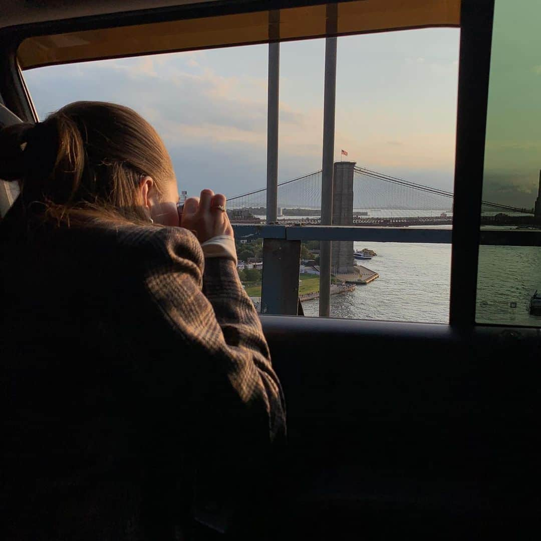 ケイトリン・ディーヴァーさんのインスタグラム写真 - (ケイトリン・ディーヴァーInstagram)「That nyc skyline is always exciting to an la lady ! Boy oh boy ! 📸📸📸📸」9月10日 7時27分 - kaitlyndever