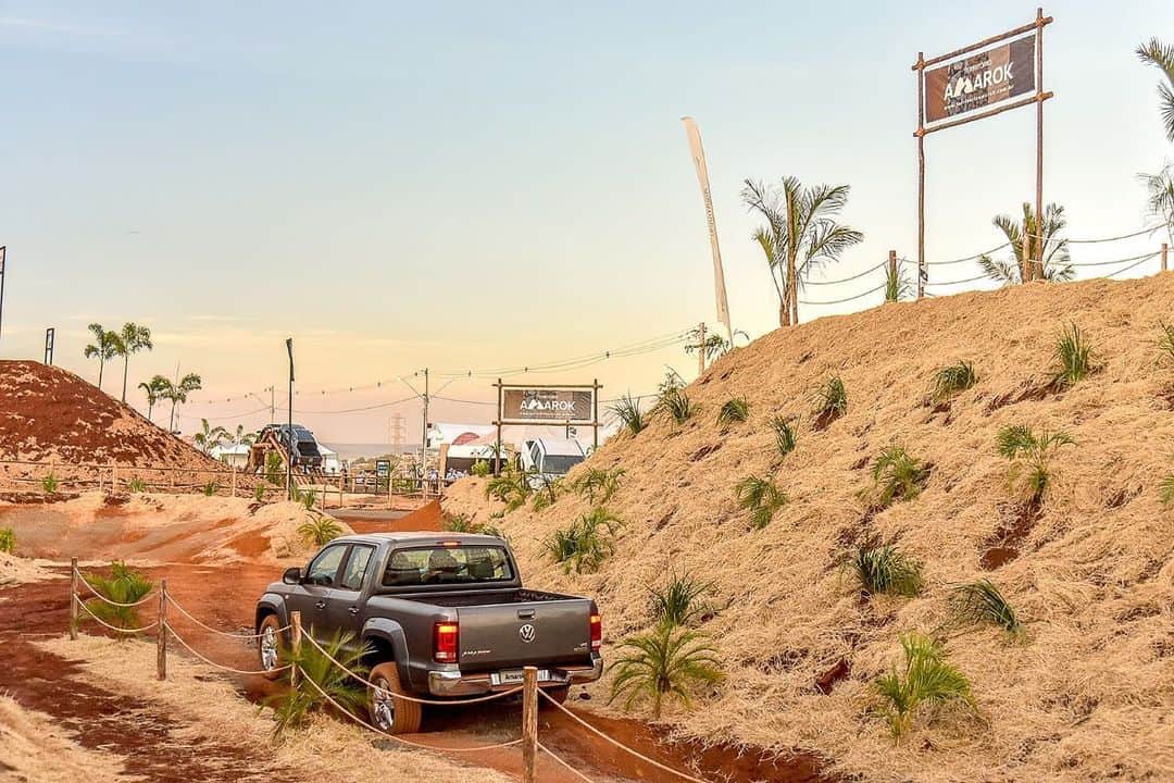 Volkswagen do Brasilさんのインスタグラム写真 - (Volkswagen do BrasilInstagram)「O Território Amarok é o Parque de Diversões de quem ama aventura e adrenalina. Venha conhecer clicando no link da bio #Amarok #vwbrasil」9月10日 7時51分 - vwbrasil