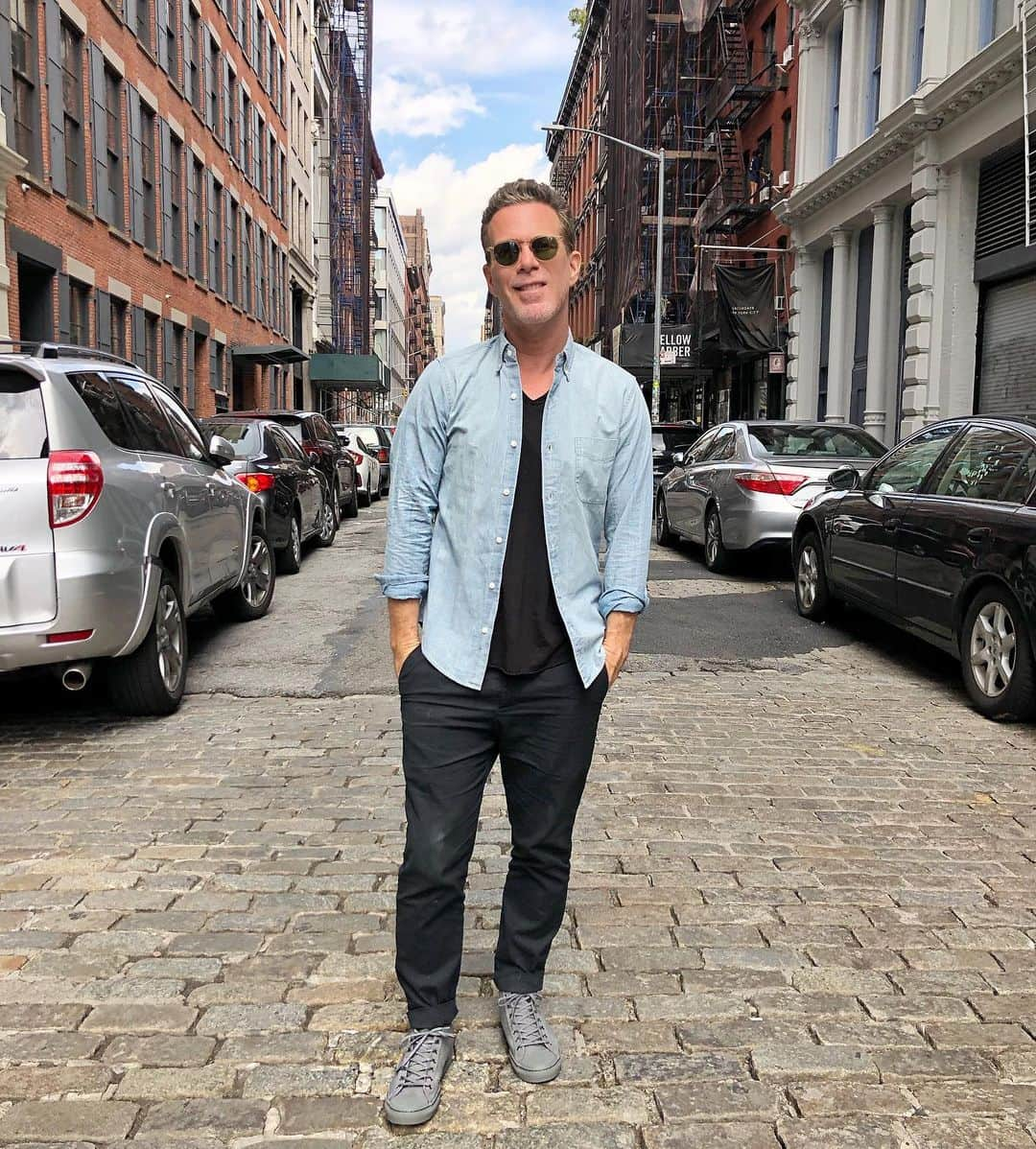 scottlippsさんのインスタグラム写真 - (scottlippsInstagram)「Last 2 days in #nyc wearing my @nothingnew sustainable sneakers made from recycled plastics hello #nyfw #sneakers」9月10日 8時11分 - scottlipps