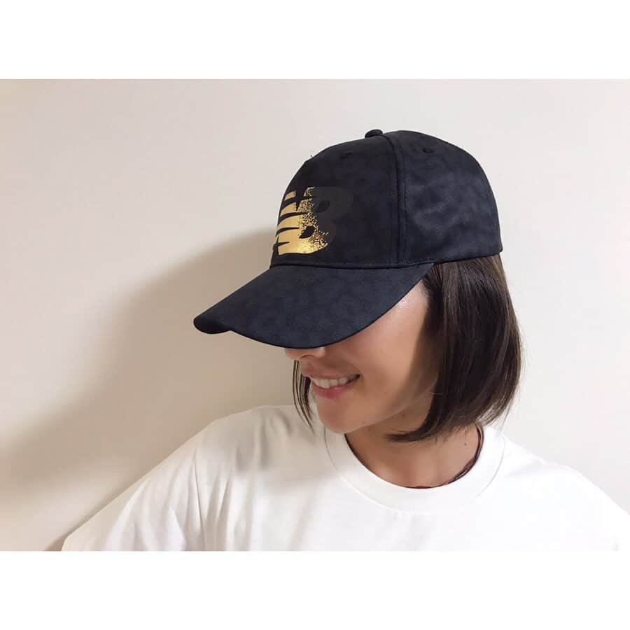 西谷綾子のインスタグラム：「✴︎ ✨☺️💓 @new_balance_japan  #newbalance #cap #fashion  #ニューバランス #キャップ #デザイン #可愛い #お気に入り ♡♡」