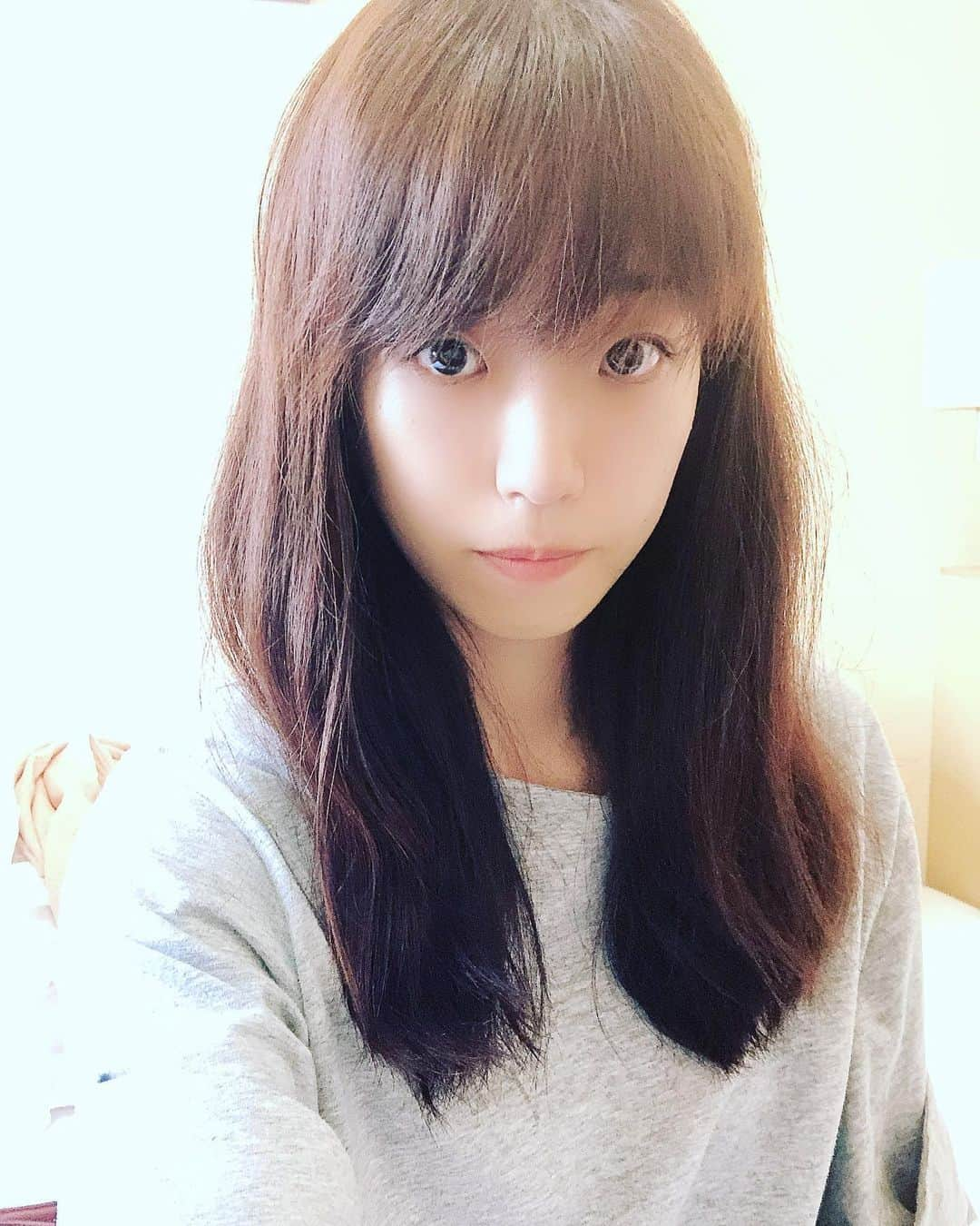 富田麻帆さんのインスタグラム写真 - (富田麻帆Instagram)「髪の毛めちゃんこ伸びたぁー。 どんどん真矢様の長さに近づいてってるるる♡」9月10日 8時20分 - maho_tomita6261