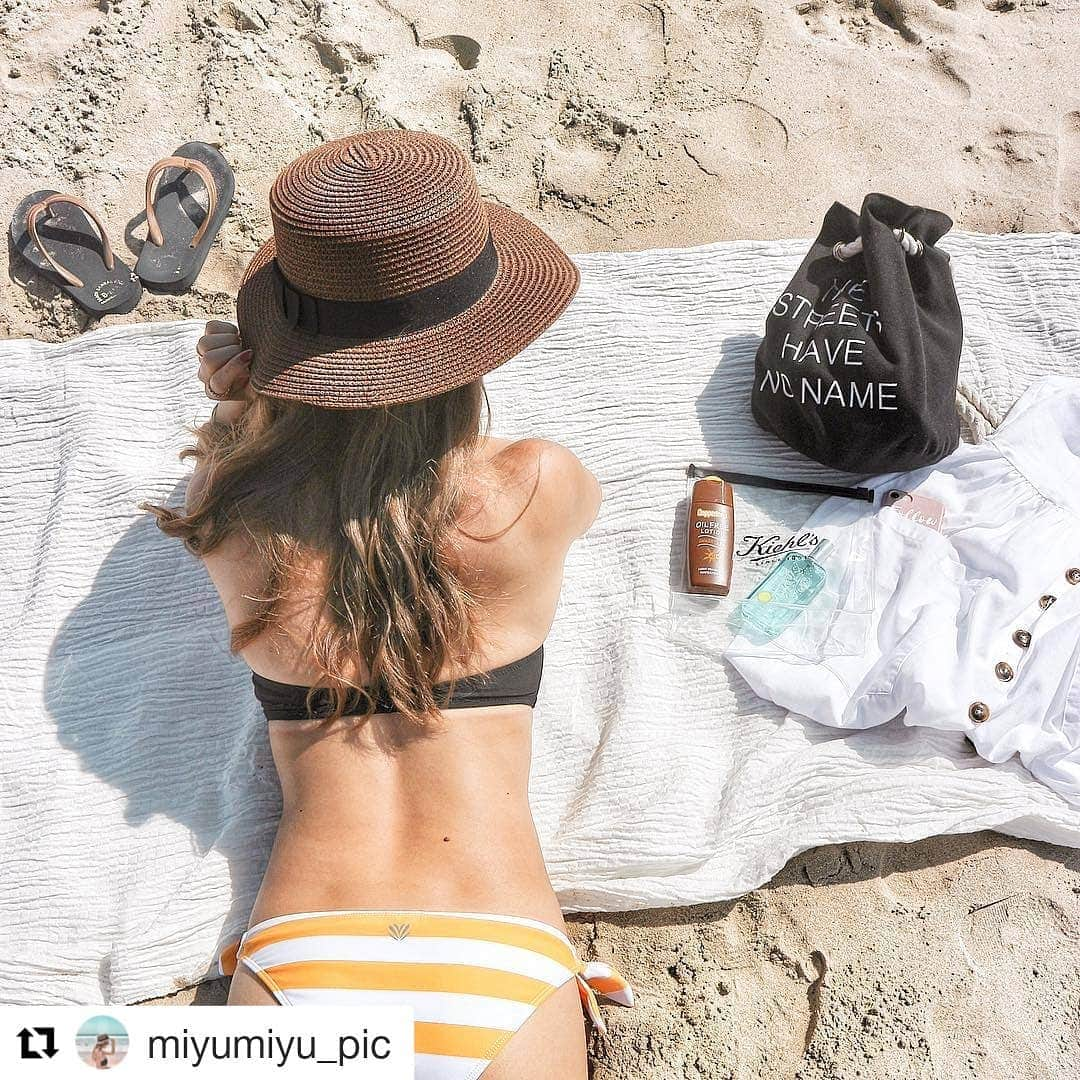 レールデュサボン[公式] さんのインスタグラム写真 - (レールデュサボン[公式] Instagram)「🌻🌊ENDLESS SUMMER🌊🌻 . . . #Repost @miyumiyu_pic ・・・ . . 今日はマツエクとヨガで女子力高めな日☺️💓 . 普段は女子力のかけらもないけどね😑笑 . . . #lairdesavon #レールデュサボン #レールデュサボンのある暮らし #せっけんの香り #genic_mag #canoneosm10 #canon #tabijyo #キャノン #タビジョ  #miyumiyu_trip  #funtotrip #stayway女子旅 #america #losangeles #海外旅行 #アメリカ #ロサンゼルス  #venice #genic_losangeles #venicebeach  #ベニス #genic_beach #tabijyo_beach #mothersea」9月10日 8時37分 - lairdesavon_japan