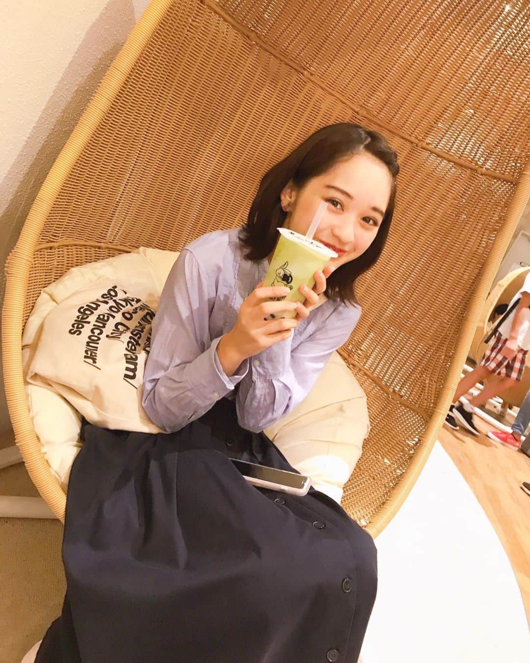 のインスタグラム：「おはよ☺︎ 鬼の暑さですね☀️しっかり水分とって、熱中症気をつけてください！ 久々のデコだしショットをどうぞ✌︎」