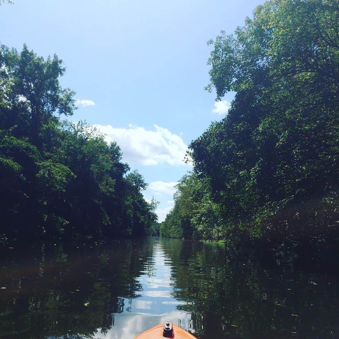 ブルック・ヘンダーソンさんのインスタグラム写真 - (ブルック・ヘンダーソンInstagram)「Kayaking in Princeton, New Jersey! 💙💪🏻 🛶 So much fun!!」9月10日 11時05分 - brookehendersongolf