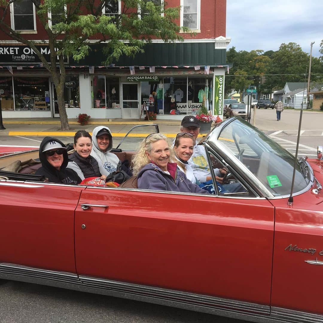 キム・カウフマンさんのインスタグラム写真 - (キム・カウフマンInstagram)「What a week! Pine Canyon ➡️ Sutton Bay ➡️ Michigan/Arcadia Bluffs. It’s not often I take a “fun” golf trip but when so many of your favorite people want to come along for the ride you can’t say no! Thank you to everyone who made this trip so much fun!! @kktamulis @jeremy_a_maddox @jaxwp @brent.henry29 @angstanford」9月10日 22時28分 - kimkaufmangolf