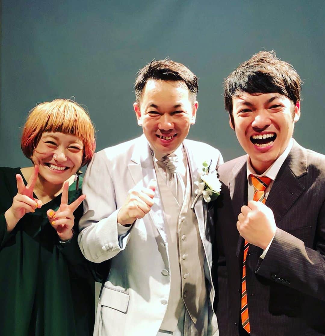 和田美枝のインスタグラム：「わだしが和田です✨  #ヘッドライト和田さん #パーフェクトダブルシュレッダー和田くん #女と男和田ちゃん #珍しく和田が揃う #和田さんのギャグ #わだしが和田です #途中どの和田が呼ばれてるのかわからなくなった #気分は親戚の結婚式 #和田さんおめでとうございます❤️ #ミドリのワンピースに合わせて #ハンドメイドヴィンテージパーツアクセサリーMAYOさんのピアス #@m1m1m1m5」