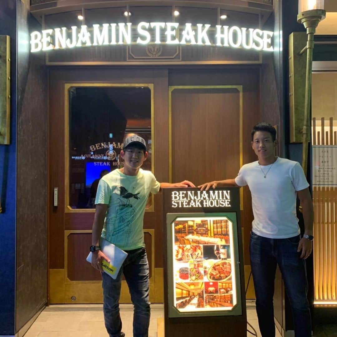 西岡良仁さんのインスタグラム写真 - (西岡良仁Instagram)「Benjamin Steakhouse in Roppongi!!!! It was wonderful 🥩 🥩. Thank you #benjaminsteakhouse @takashi_saitooo」9月10日 22時26分 - yoshihito0927