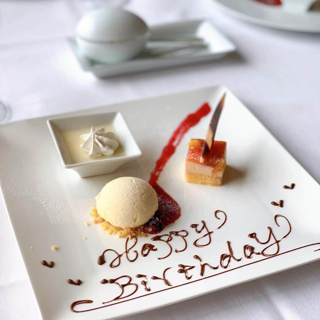 ゆうりちゃんのグルメインスタ