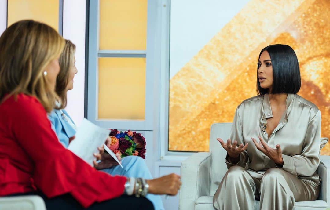 NBC Newsさんのインスタグラム写真 - (NBC NewsInstagram)「Kim Kardashian West joined @todayshow to discuss the launch of her new shapewear line, SKIMS, and her law studies. Tap the link in our bio to watch the full interview. . 📷 @photonate」9月10日 23時00分 - nbcnews