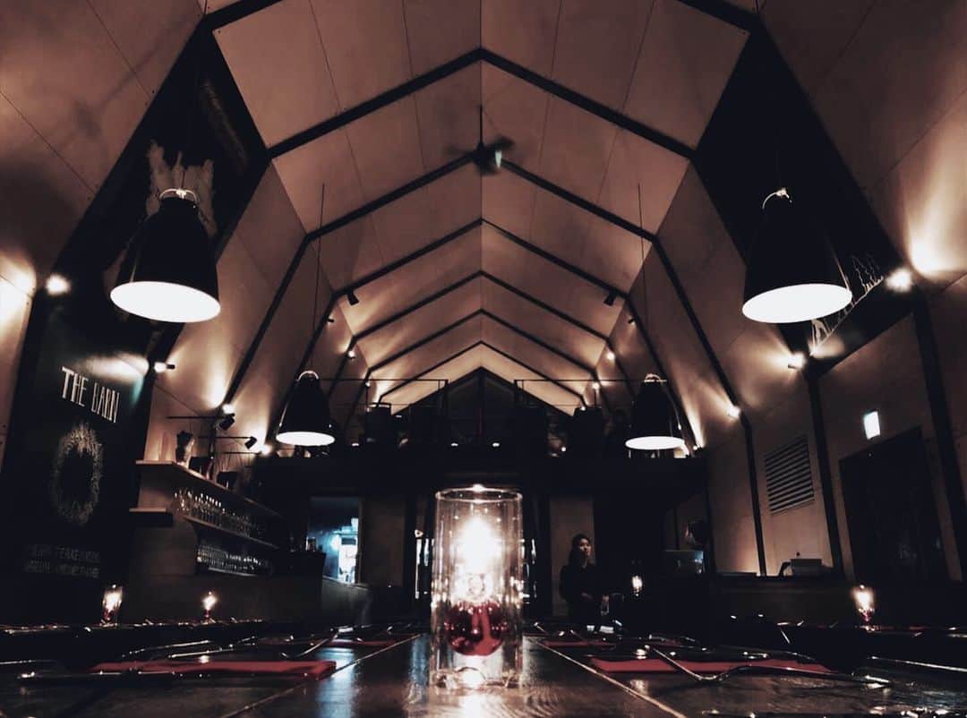 The Barn by Odinのインスタグラム：「A reservation of this term started. Please make a reservation from the URL“yelp” of the top page! #thebarnbyodin  #plandosee #niseko #snowbording #resort #vacation #restaurant」