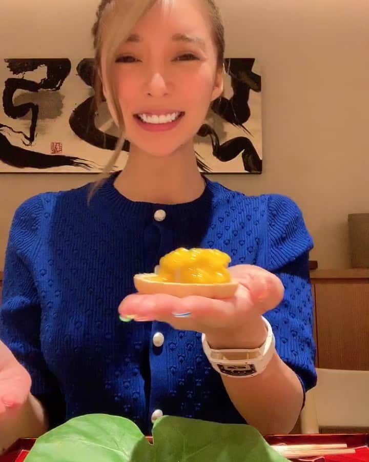 のインスタグラム：「Japanese food 'Shinohara'. This is my favorite japanese food restaurant in Japan! Colorful dishes come out with seasonal ingredients. That is just...Art!!✨Every time I come here and taste cuisine, I really think this is the reason why I live in Japan!! I cannot wait for next reservation💗 - 銀座'しのはら'さんにお邪魔してきました💕 日本で一番好きな和食屋さん！ 季節のお料理が色とりどりにでてきて、芸術でしかない🥺✨ ここの和食を食べるたびに、日本に住んでてよかったー！って思える本当に大好きなご飯屋さん💕次の予約も楽しみにしてます✨ - #rirelog#shinohara#ginzashinohara#japanesefoods#japanesefoodlover#tokyoeats#tokyogourmet#tokyojapan#eatlover#kaiseki#일식#음식#美食#日本#和食#日本食#銀座しのはら#しのはら#銀座グルメ#予約困難店#和食」