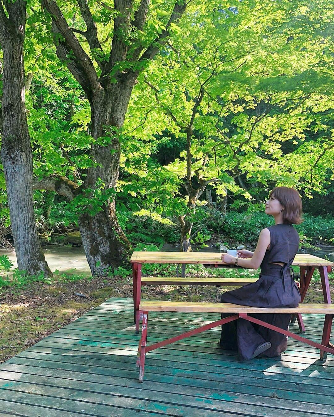 都築青空さんのインスタグラム写真 - (都築青空Instagram)「秋田県鹿角市に訪れた際の写真❤︎ 森を眺めて小川のせせらぎを聞きながら いただくコーヒーは絶品でした☕️ . . @kazunocity_officialをフォロー& 気になった写真投稿に「いいね♥」すると、 抽選で100名様に 楽天スーパーポイント100ポイント プレゼントキャンペーン実施中🎁✨ . . このインスタグラムの フォロー＆いいねキャンペーンは ９月16日で終了するので、 お早めにチェック🌈🌈 . . #鹿角プレミアムツアー#鹿角いいね #鹿角市#秋田#PR#旅行#あおぞら旅日記#trip#kazuno#akita#tohoku#japan #japantri」9月10日 14時46分 - aozora723