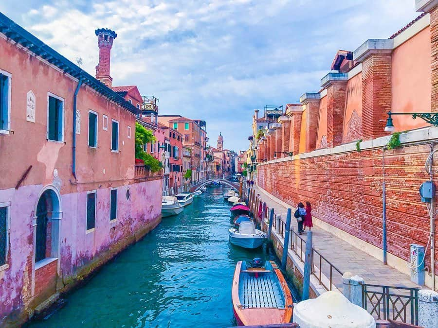 大矢真夕さんのインスタグラム写真 - (大矢真夕Instagram)「lovely❤️ #😍 #venezia #🇮🇹 #travel #malibu #sunny #italia #beautiful #fashion #picture  #cool #instadailyphoto #wonderful_places #snapshot #タビジョ #lifeisbeautiful #photooftheday #igersveneto #veneziaunica #veneto #旅行 #旅 #海 #ヴェネツィア #イタリア #旅したくなるフォト #venice #ベニス #ベネチア #海外旅行」9月10日 16時09分 - mayuohya