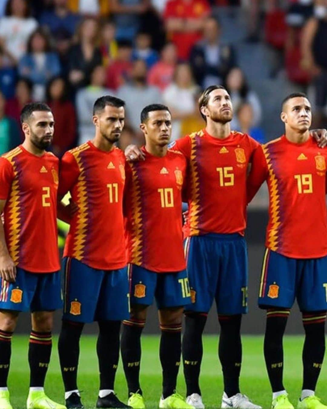 ティアゴ・アルカンタラのインスタグラム：「Pequeños pasos hacia nuestro objetivo💪🏾⚽️ #EURO2020」
