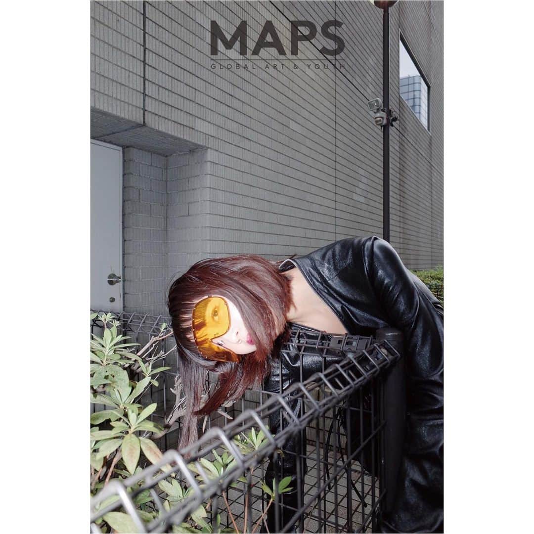 田中芽衣（めいめろ）さんのインスタグラム写真 - (田中芽衣（めいめろ）Instagram)「MAPS magazine 次号出てます 🦅🦅 渋谷で撮影しました。楽しかったな〜 thanks @maps_ryu  @rickowensonline」9月10日 17時58分 - mei_tnk