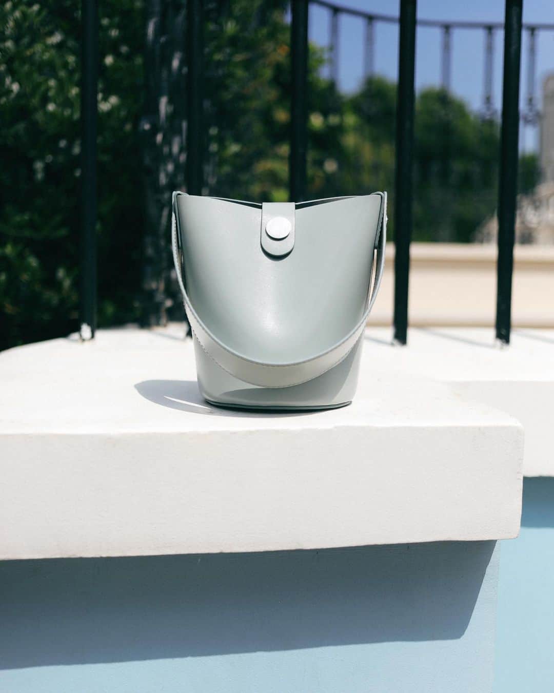 Sophie Hulmeのインスタグラム：「Compact, clean. This icy streamlined Nano Swing is ready and waiting...」