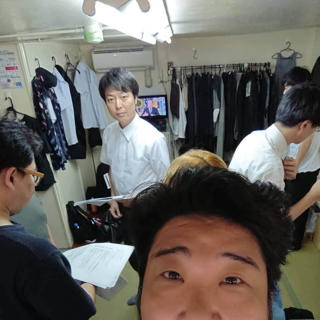 安尾信乃助のインスタグラム：「今週は、16日まで祇園花月で新喜劇。 信濃君リーダーです。  #信濃岳夫#リーダー#祇園花月#よしもと新喜劇#吉本新喜劇#安尾信乃助#」