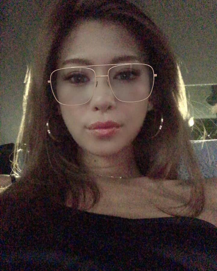 のインスタグラム：「・ ・ これ意外に好評だったから載せよーっと🦄💙🖤天気が良かったり悪かったりするから体調管理がついていけない🙌🏻皆さんも気をつけてください🙏🏻✨ ・ ・ #me #happy #love #instagood」