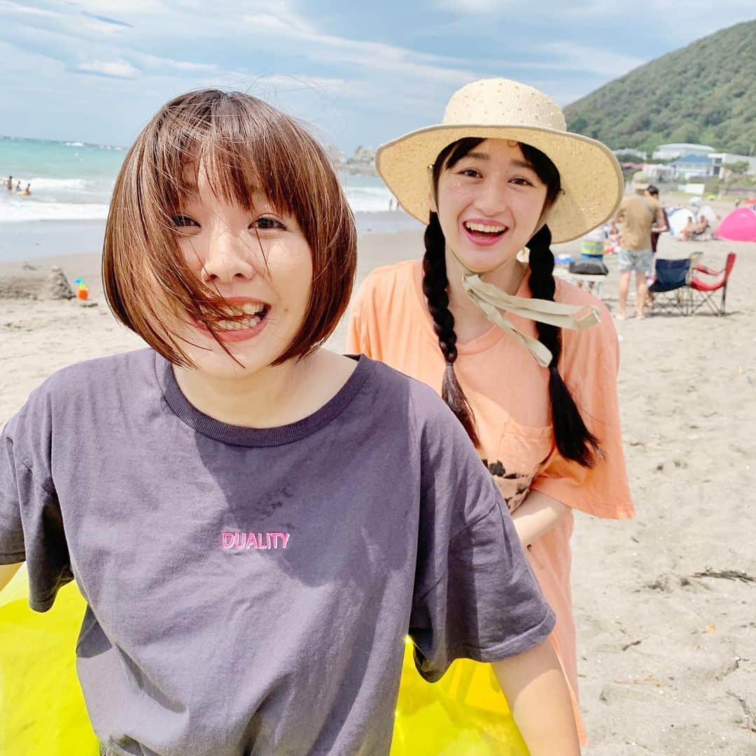 光永さんのインスタグラム写真 - (光永Instagram)「夏の思い出。 山田愛実と小川暖奈と(福田麻貴は風邪で欠席😭)海行けました。 みんな終日休みというスケジュールが合うなんて奇跡。 主婦のような格好でスパルタで泳ぎ🏊‍♂️、海の家で贅沢して🏝、かき氷も食べて🍧、帰りは横浜で中華食べ放題🥟🥠帰宅後爆寝。最高。 . . #一色海岸 #逗子 #葉山 #海水浴 #2019夏 #TEAMBANANA山田 #スパイク小川 #光永」9月10日 18時48分 - hinata_official__