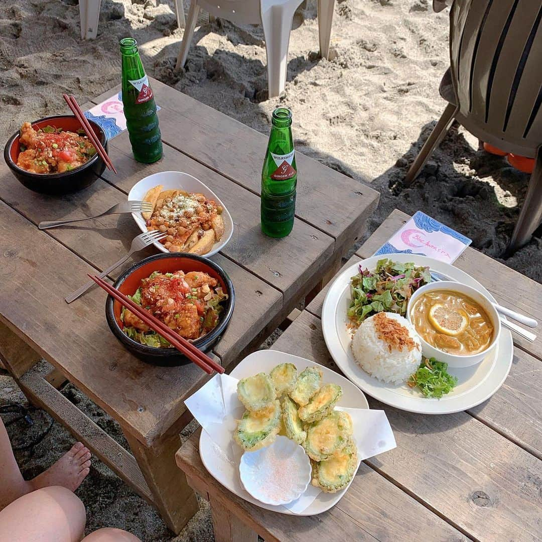 光永さんのインスタグラム写真 - (光永Instagram)「夏の思い出。 山田愛実と小川暖奈と(福田麻貴は風邪で欠席😭)海行けました。 みんな終日休みというスケジュールが合うなんて奇跡。 主婦のような格好でスパルタで泳ぎ🏊‍♂️、海の家で贅沢して🏝、かき氷も食べて🍧、帰りは横浜で中華食べ放題🥟🥠帰宅後爆寝。最高。 . . #一色海岸 #逗子 #葉山 #海水浴 #2019夏 #TEAMBANANA山田 #スパイク小川 #光永」9月10日 18時48分 - hinata_official__