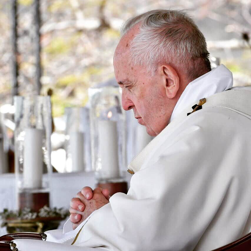 フランシスコ（ローマ教皇）さんのインスタグラム写真 - (フランシスコ（ローマ教皇）Instagram)「#ApostolicJourney #Mauritius #ViaggioApostolico #Maurizio #VoyageApostolique #Maurice #ViagemApostólica #Maurício #ViajeApostólico #Mauricio #ApostolischeReise #PodróżApostolska」9月10日 19時25分 - franciscus