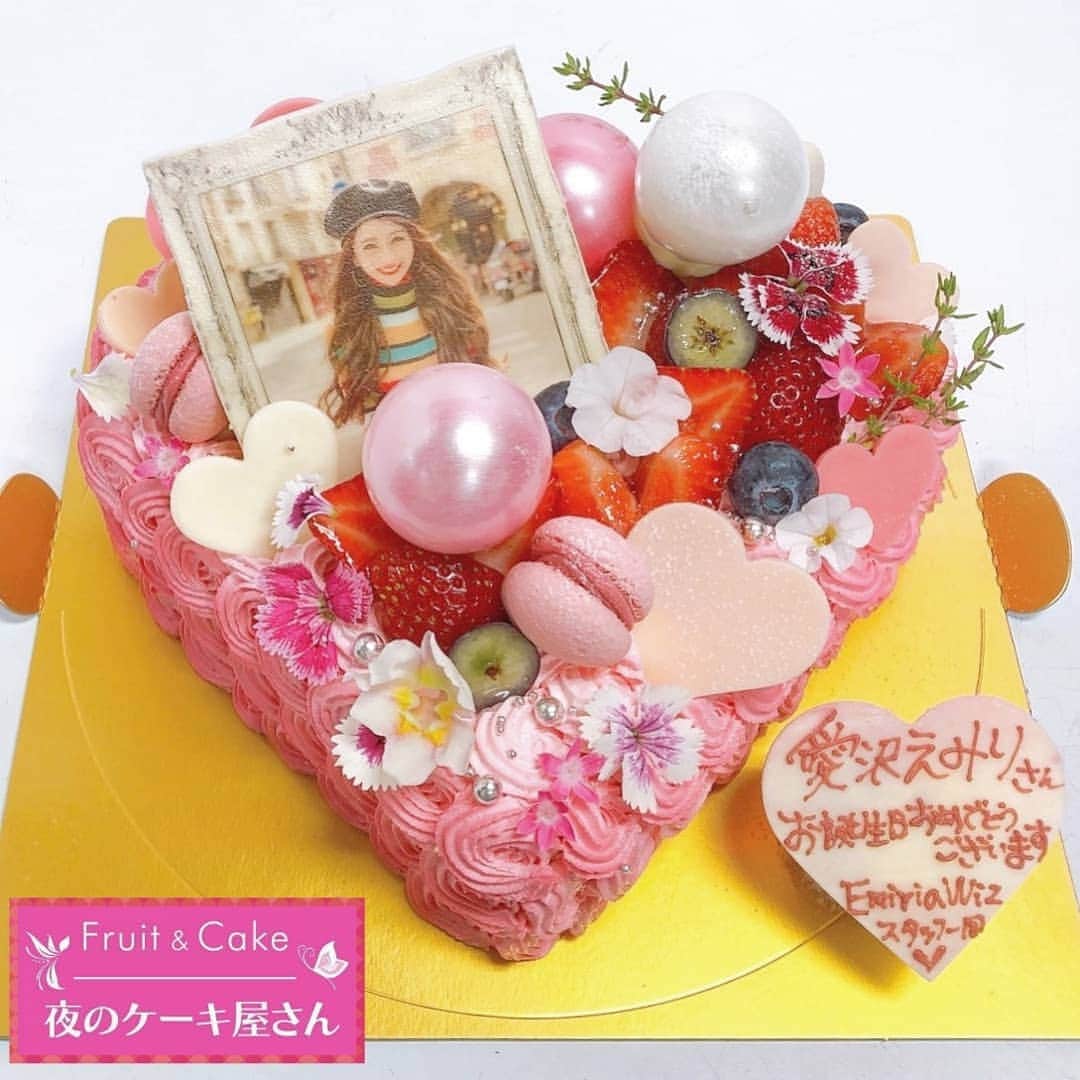 夜のケーキ屋さん♥Juli　(エディブルフラワー協会) のインスタグラム