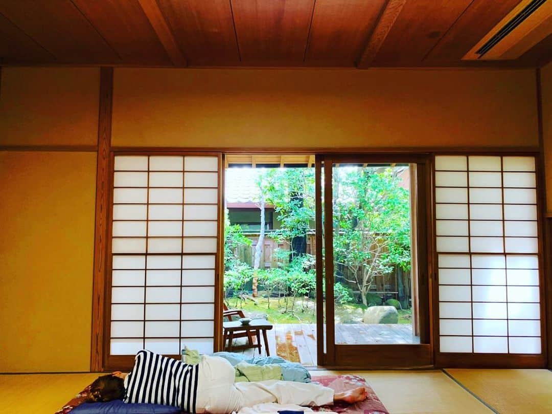 のインスタグラム：「🍃」