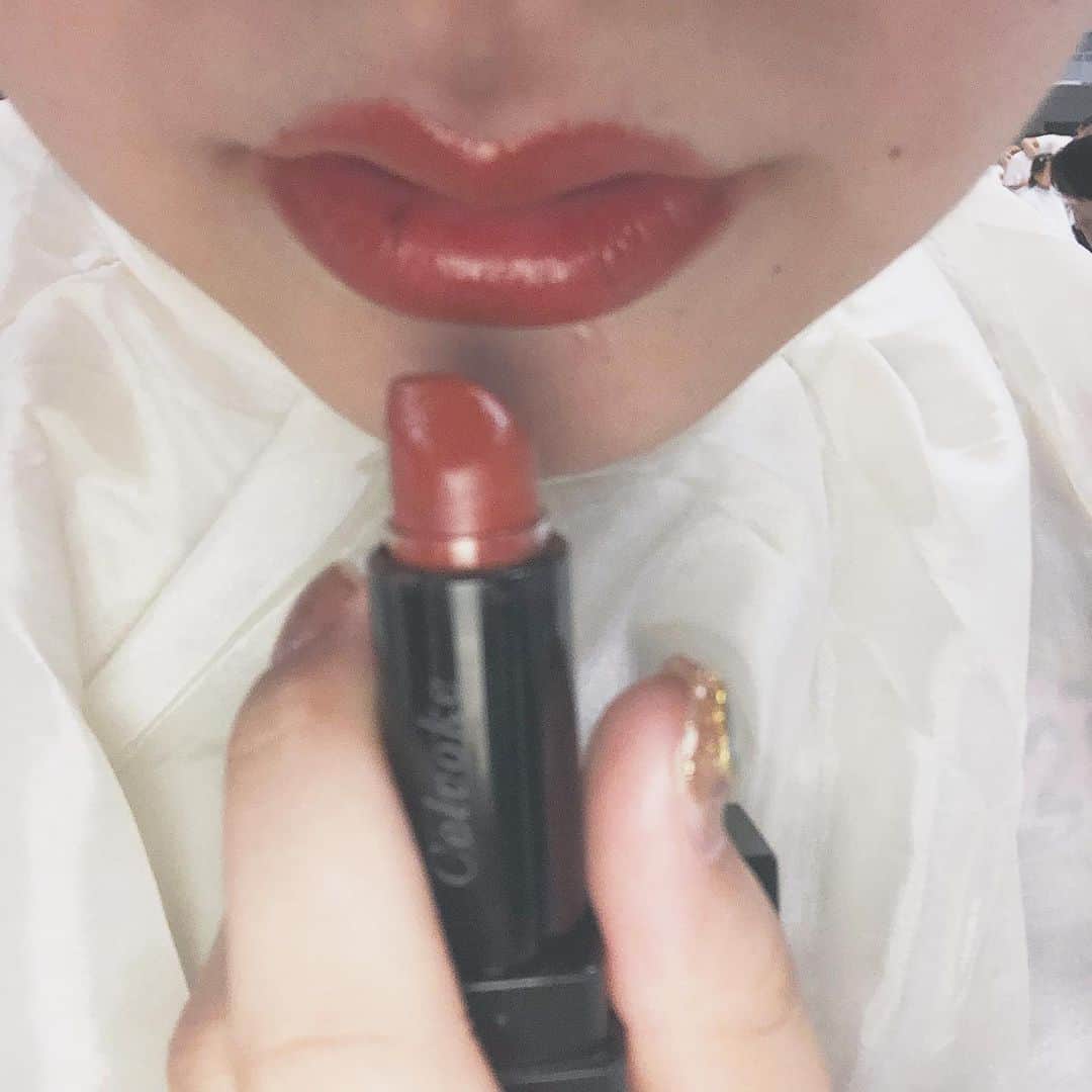 橋本香澄さんのインスタグラム写真 - (橋本香澄Instagram)「. コンテストで使ったリップ💄 秋色可愛い〜🍁いい色👌🏻👄 . #celvoke #lip #lipstick #make  #makeup #autumn #color  #contest #audition #model」9月10日 20時23分 - _jasmine_tete_
