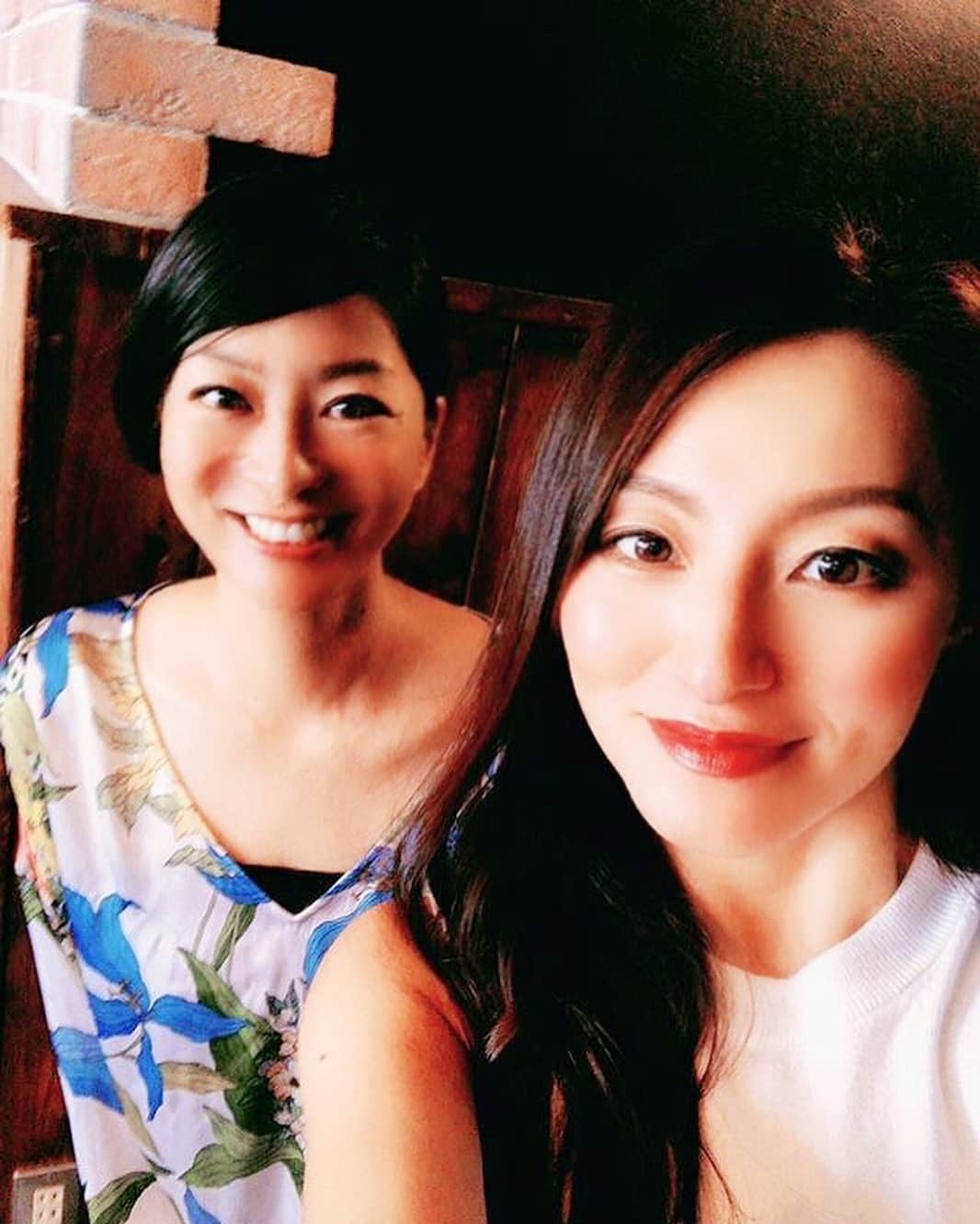 海津ゆうこさんのインスタグラム写真 - (海津ゆうこInstagram)「久しぶりにNCVへ。 全国のケーブルテレビ局をリレー形式で繋いで、各地を紹介する番組のロケでした。 ということは、新潟以外の方にも見てもらえる^_^  お邪魔したお店のオーナーさんが年も近くて、いろいろお話ししていただきました。  #ncv #ケーブルテレビ #フリーアナウンサー #ロケ #ロケ番組 #美味しいお店 #動く私 #instagood #instalike #instalife #instadaily #instapic #お店紹介 #新潟 #ニューメディア新潟センター」9月10日 21時03分 - yuco310