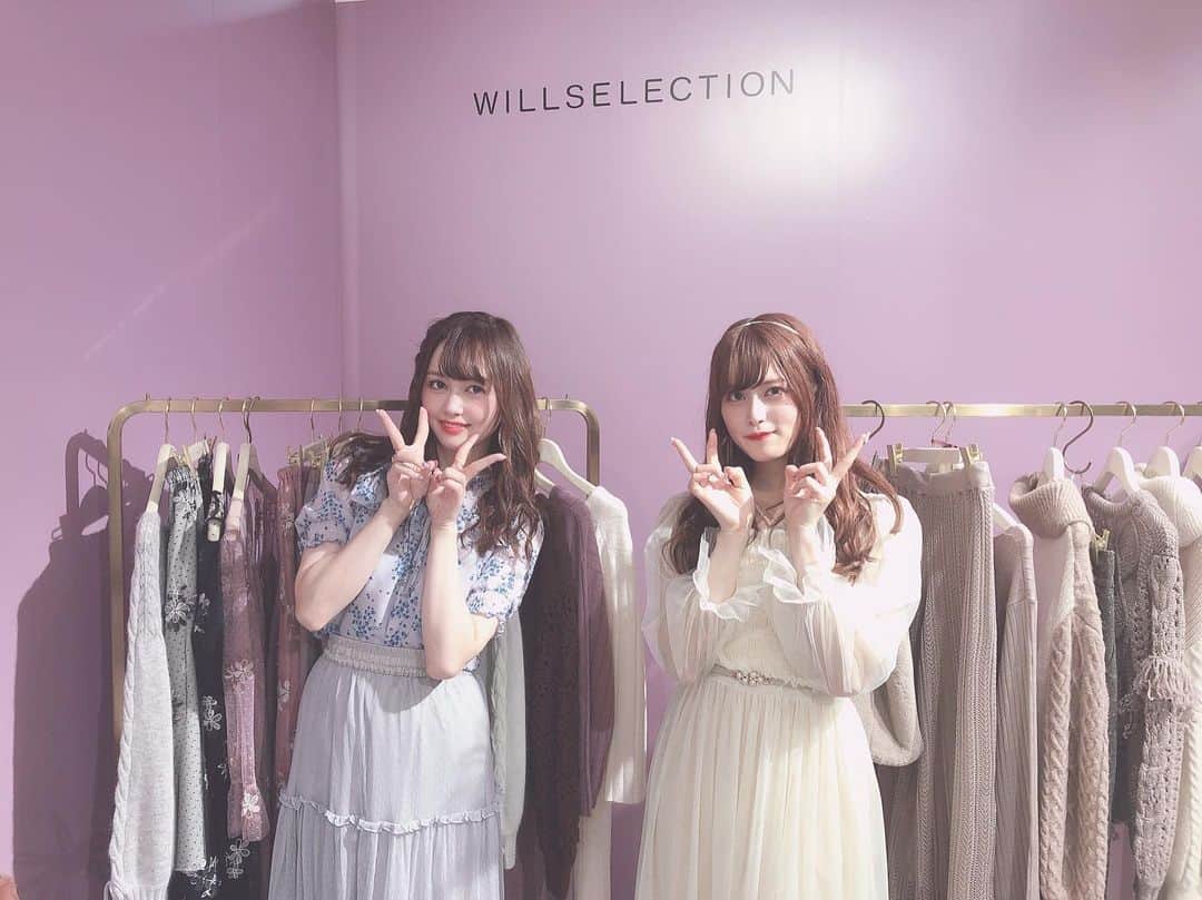 大川莉央のインスタグラム：「﻿ #willselection さんの展示会✨✨﻿ わたしが最近すきな﻿ パープル系ラベンダー系のお洋服が多くて﻿ かわいかった💜﻿ 冬物のニット注文したよ〜たのしみ！❄️」