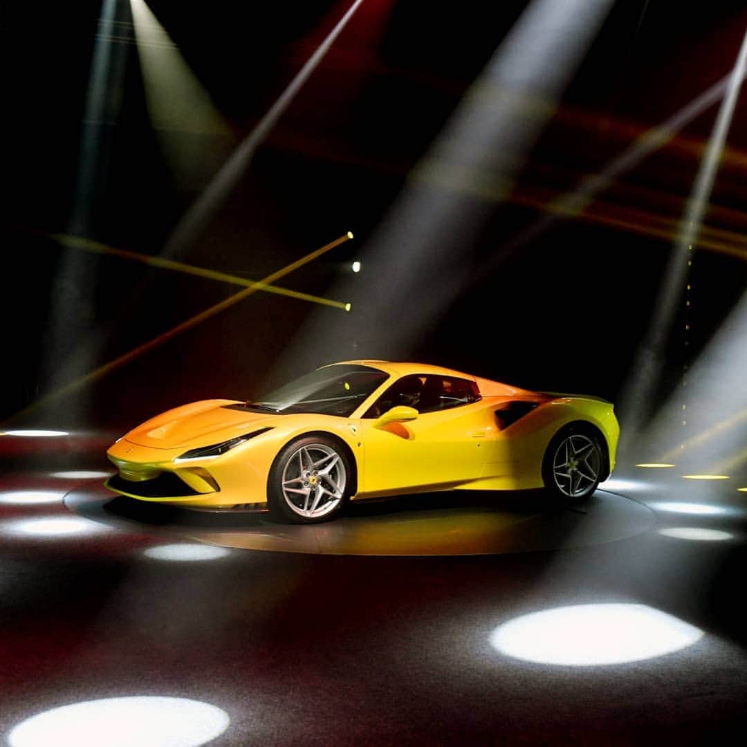 Ferrari APACさんのインスタグラム写真 - (Ferrari APACInstagram)「Painting #Maranello in bold yellow. Our new #FerrariF8Spider definitely stole the limelight at the #UniversoFerrari launch yesterday with its stylish buttresses and #F355-inspired quad rear lights.」9月10日 21時52分 - ferrariapac