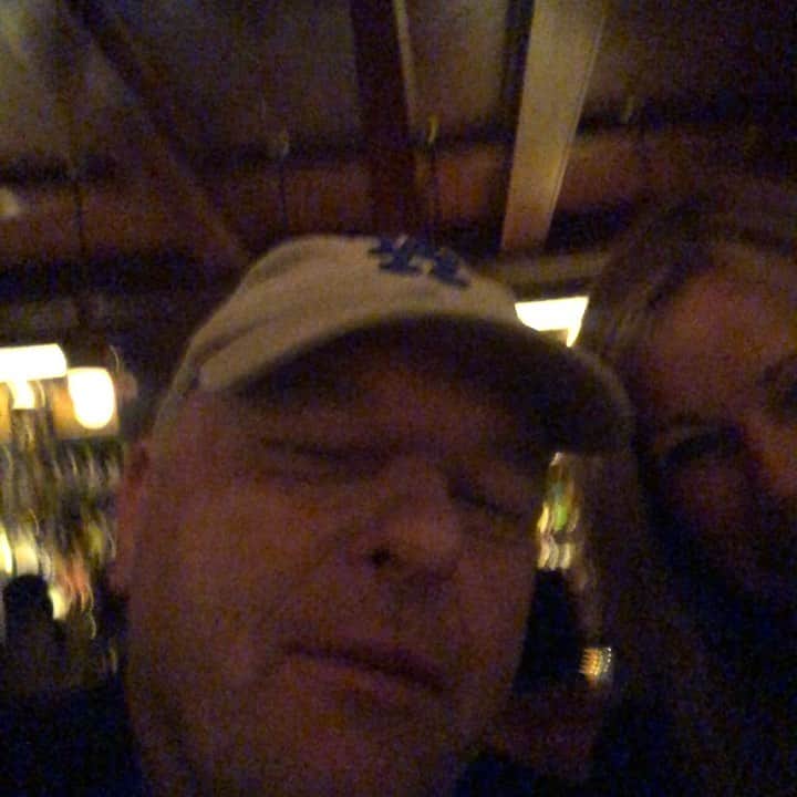 ディーン・ノリスのインスタグラム：「German woman trying to school me on @schraderbrau_bb pronunciation. She wins. @figmtnbrew @breakingbad」