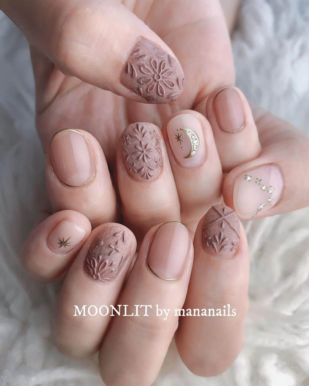 mananailsさんのインスタグラム写真 - (mananailsInstagram)「new embroidery❁ ㅤ ☾オフ込み120min」9月11日 8時30分 - mananails