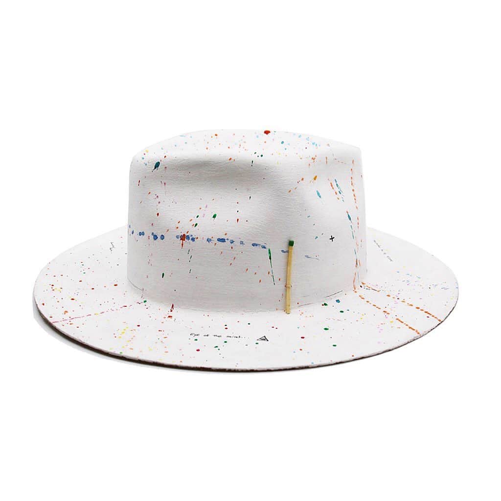 のインスタグラム：「💥 rainbow splatter 💥」