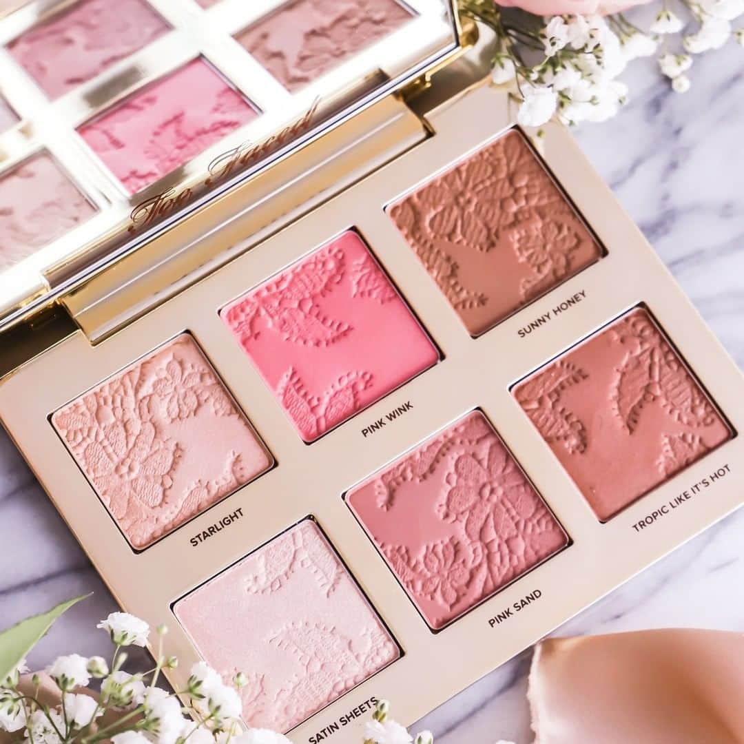 Too Facedさんのインスタグラム写真 - (Too FacedInstagram)「Take your natural beauty up a notch 😉 Have you received our Natural Face Palette in your September @boxycharm yet?! ✨  #toofaced」9月11日 0時00分 - toofaced