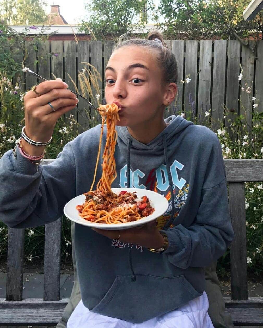 Subduedさんのインスタグラム写真 - (SubduedInstagram)「If you love pasta as much as we do; here is the perfect challenge for you : Tag us when you are eating your fav pasta 🍝 🔥😍 We'll repost the coolest picture 😍🔥 #subduedlovespasta🍝」9月11日 0時06分 - subdued