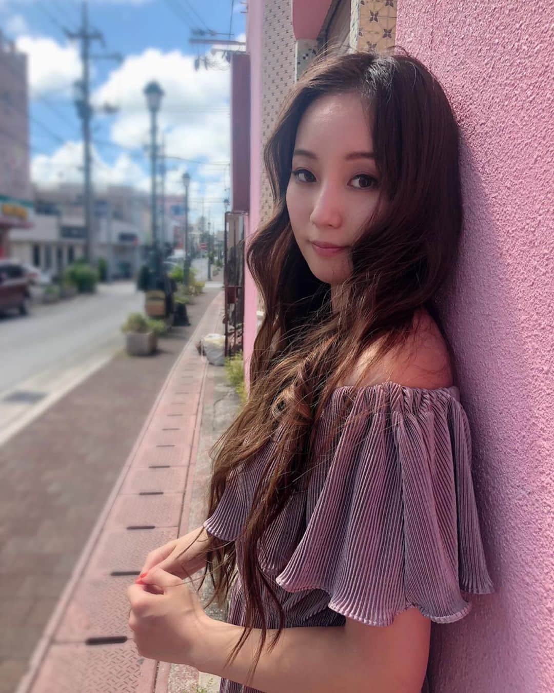 NOHANAのインスタグラム：「もうすぐ1年。 去年沖縄で撮った写真を今頃あげてみる🌮 またリベンジしなきゃな🥰 ・ #安室奈美恵 #安室ちゃん #namieamuro #アム活 #アムラー #gift #gift巡り #沖縄 #金武町 #のはなみえ」