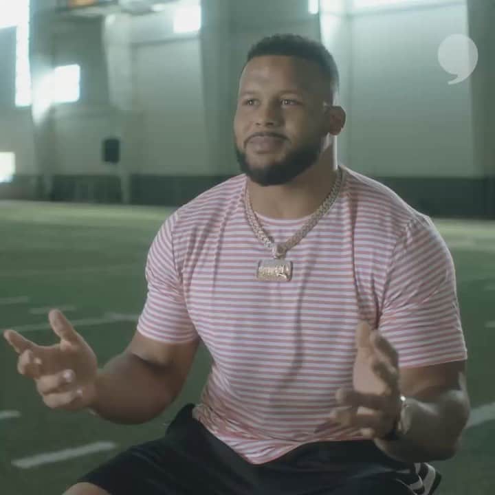 のインスタグラム：「Inspiring story from @aarondonald99!! Important to recognize the people who got us here. Keep putting in the work man! @playerstribune @massmutual」