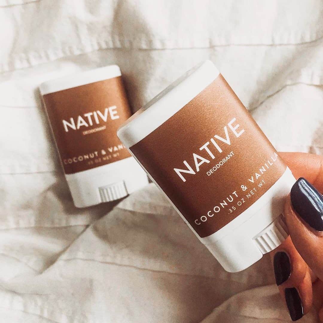 Target Styleのインスタグラム：「They put the vanilla in the coconut and made the best deodorant. 🥥 📷: @madelinefix」